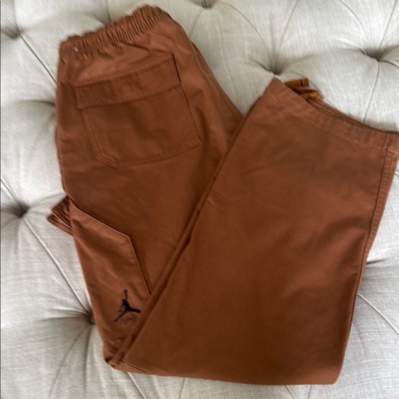 Jordan Brown Sweatpants Relaxed Fit Joggers - Picture 1 of 9